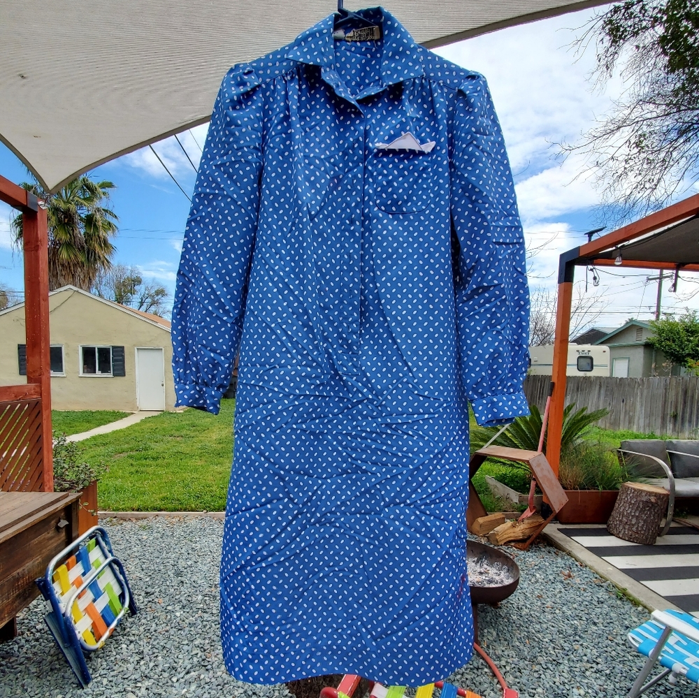 Vintage Shrader Sport Dress. Blue w/White Polka-dot. Some Staining. Size 6